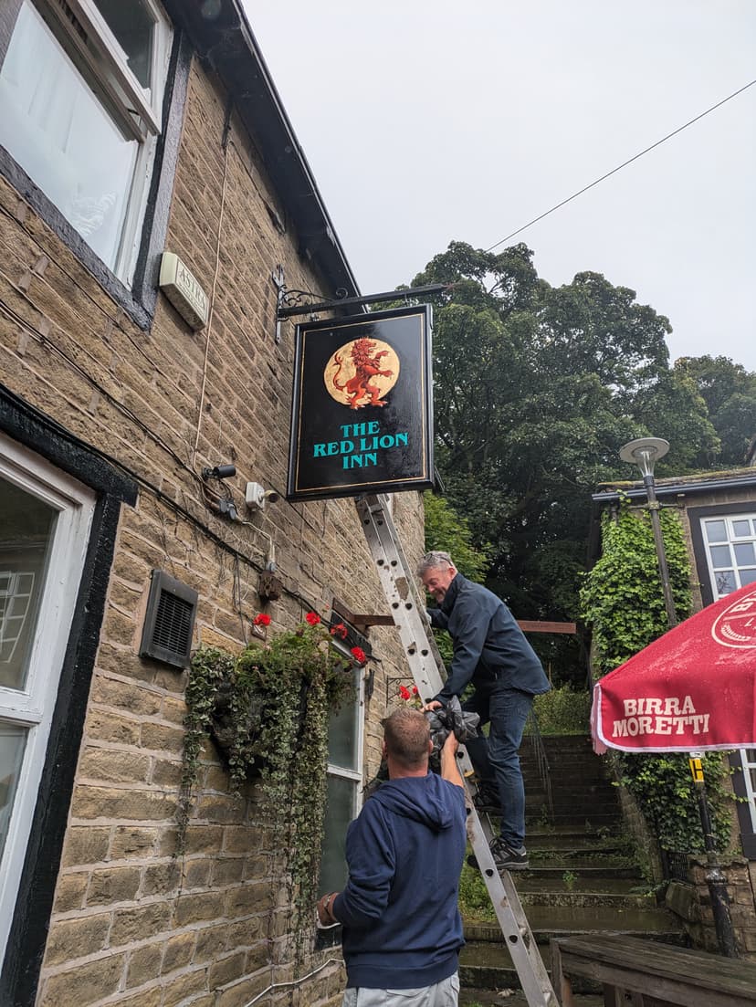 Bespoke signage - The Red Lion, Whitworth Square